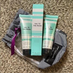 Mary Kay Believe + Wonder - Sail To The Moon Bath & Body Care Set
